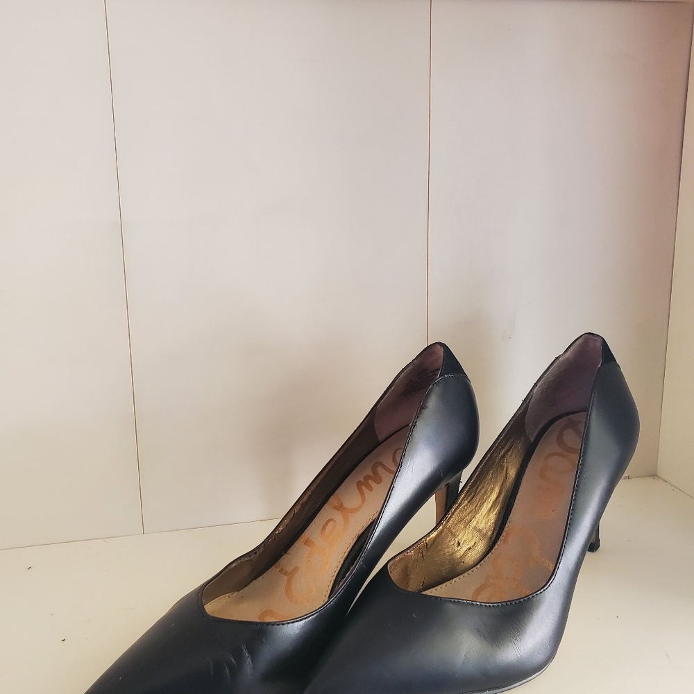 Sam Edelman black pump - Picture 3 of 3